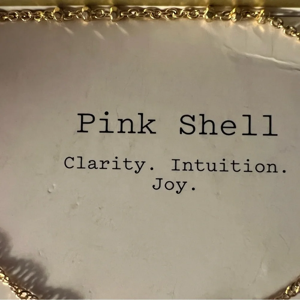 A New Day Pink Shell Charm with Gold Toned Necklace NIB - Picture 3 of 5